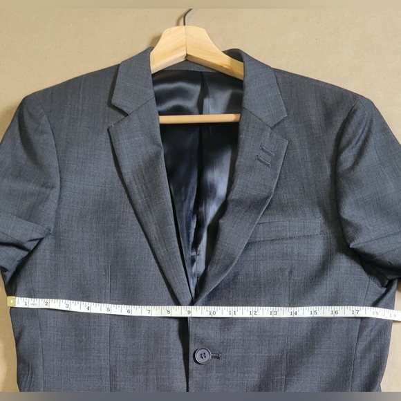 Suit jacket - Picture 2 of 6